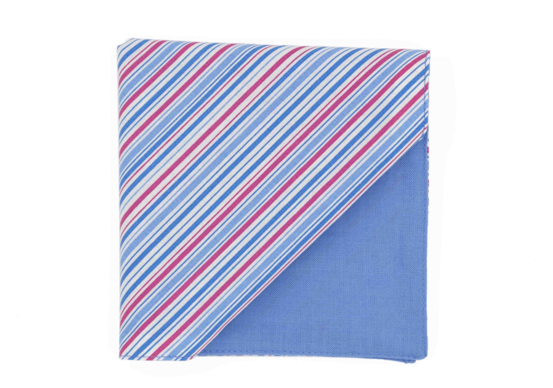 JAGGS_costume_sur_mesure_chemise_sur_mesure_Belgique_waterloo_bruxelles_pochette_costume_candy_cane_Blue_rayures_bleu_ciel_et_ro