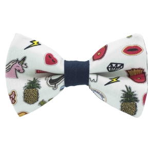 Nœud papillon motif funs stickers fond blanc